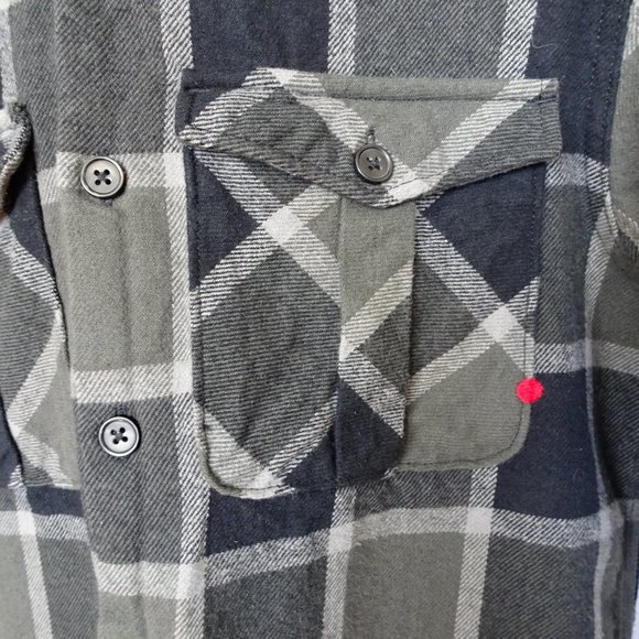Royal Denim Division Flannel Plaid Gray Green Button Shirt - Picture 3 of 5